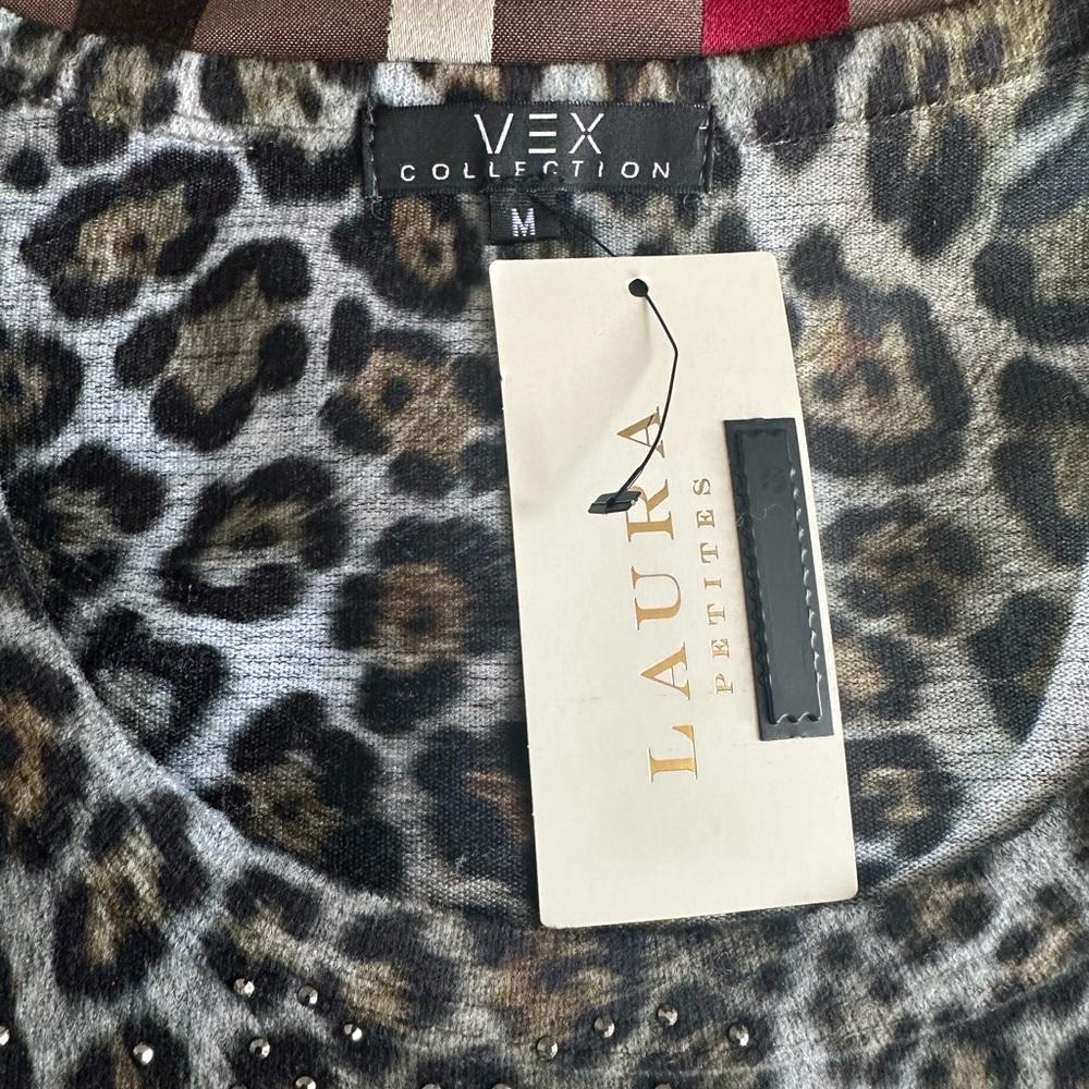 Laura Petites Vex collection long sleeve top - Picture 4 of 5
